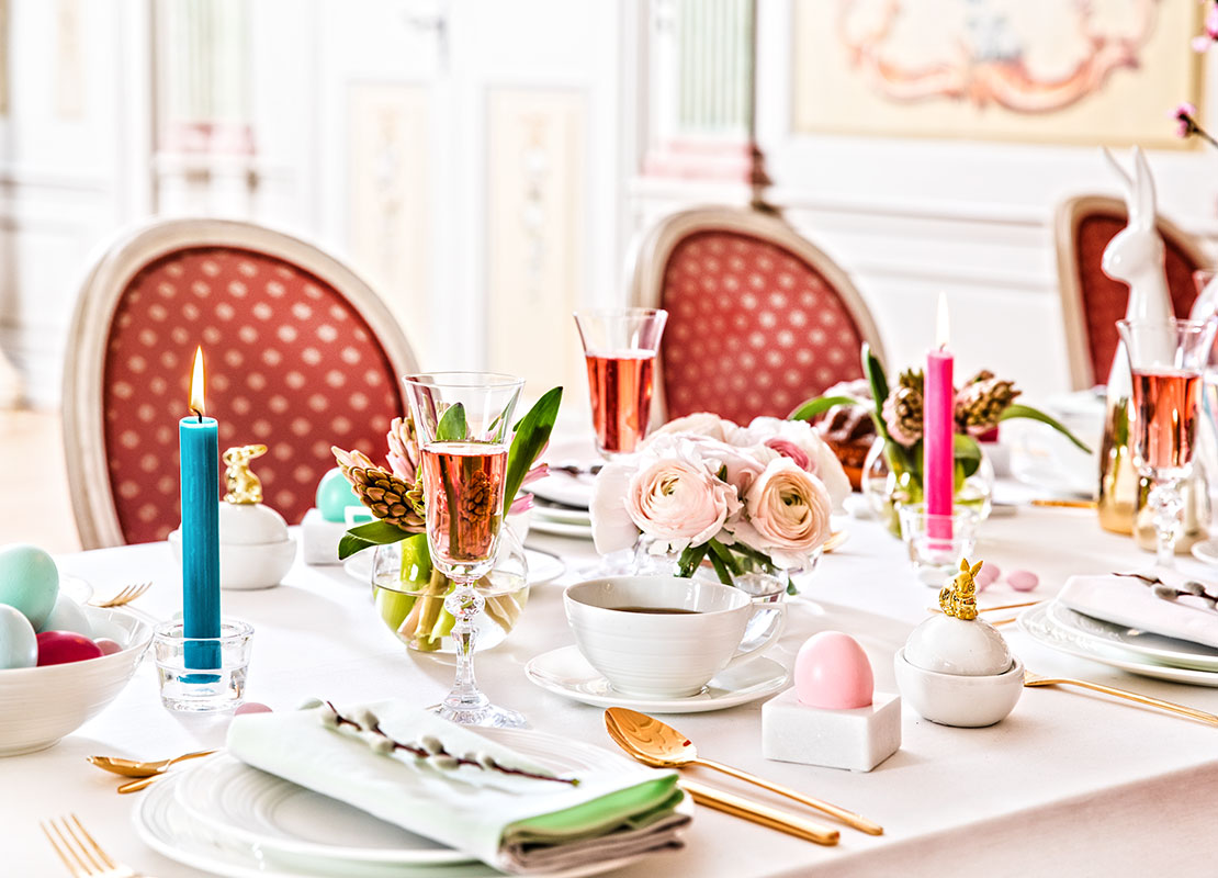 Osterbrunch-Brunch-Stephanie-Von-Pfuel-Westwing-Ostern-Ranunkeln