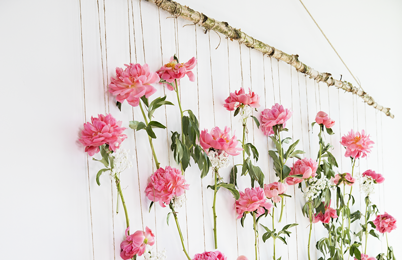 Ein Blickfang für jede Hochzeit: Der Florale Fotohintergrund
