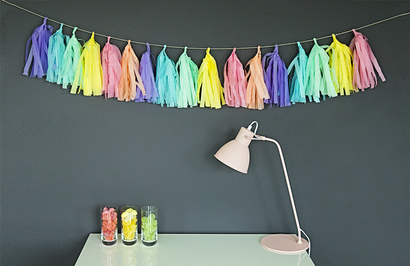 Follow the rainbow: Tassel-Girlande in Einhornfarben