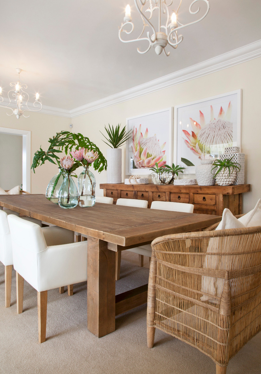 westwing-estilo-caribeño-mesa-madera-ratan