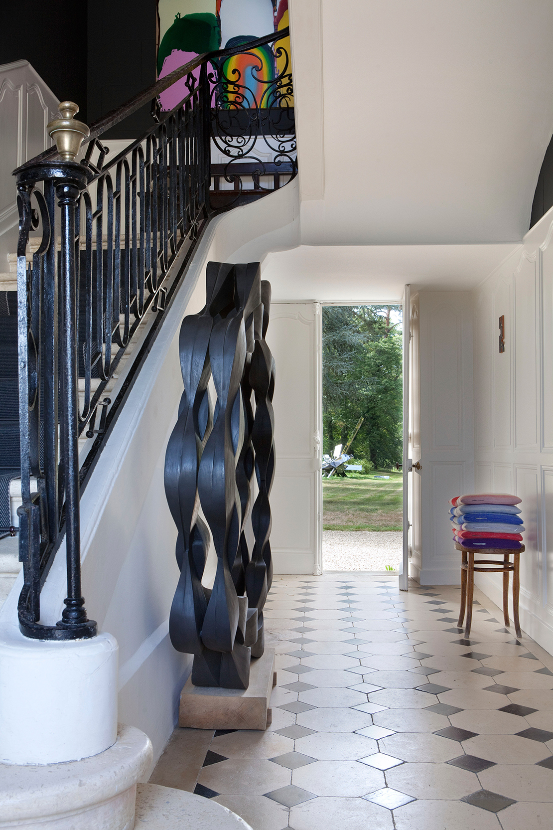 westwing-chateau-resle-escalera1