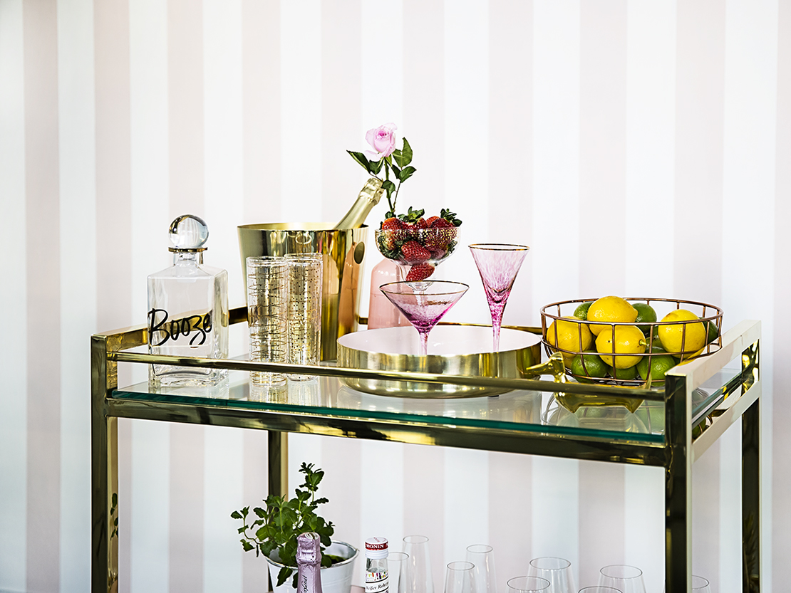 decorar el mueble bar grily