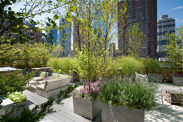 new-york_roof-top-garden_hells-kitch