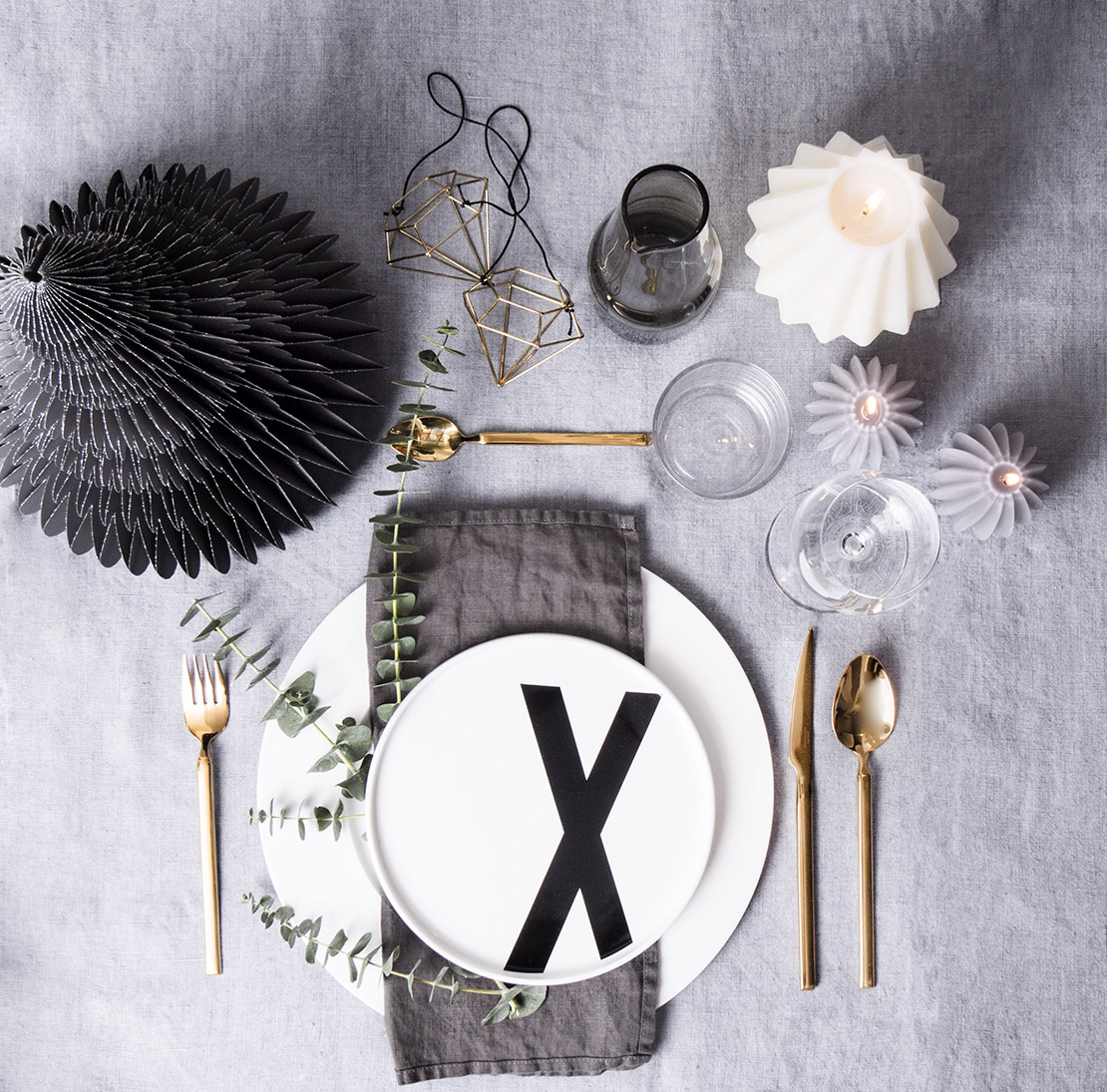 westwing-table-de-noël-gris