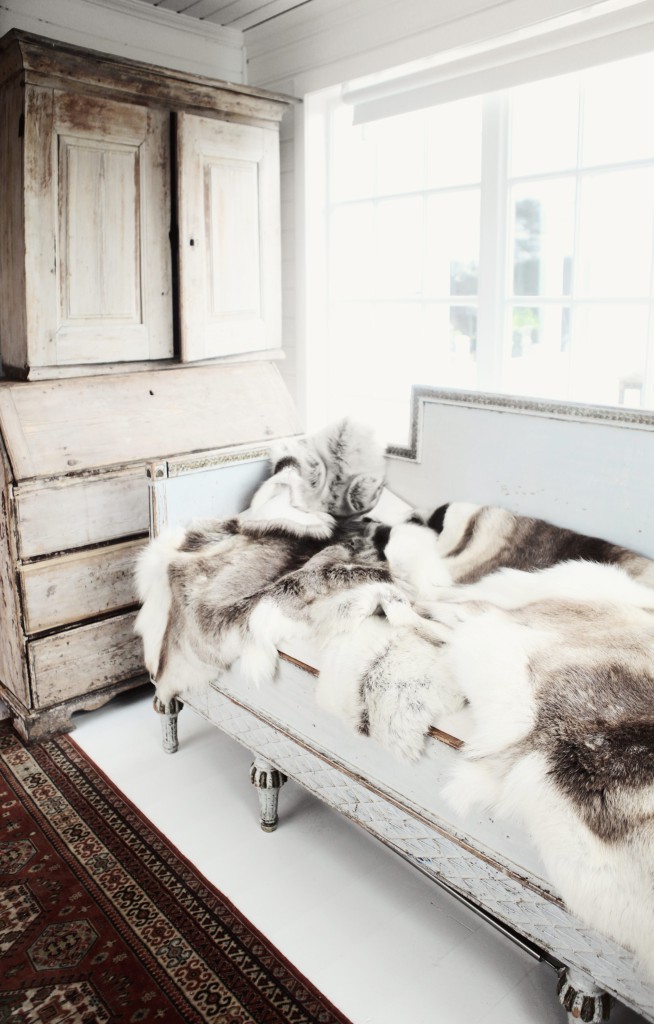 Coin cosy