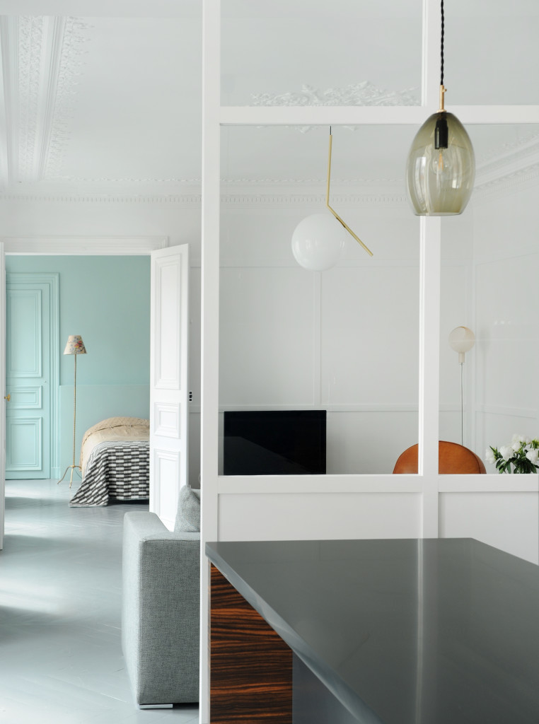 AC & EV, archi