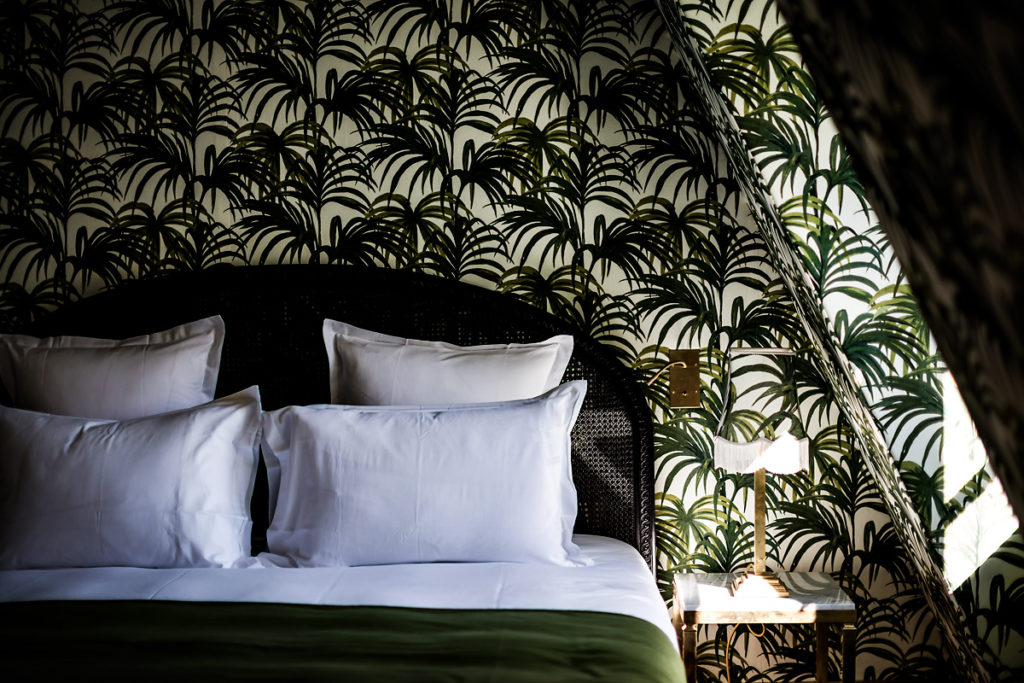 Hotel Providence-Benoit Linero-Chambre aux palmiers (2)
