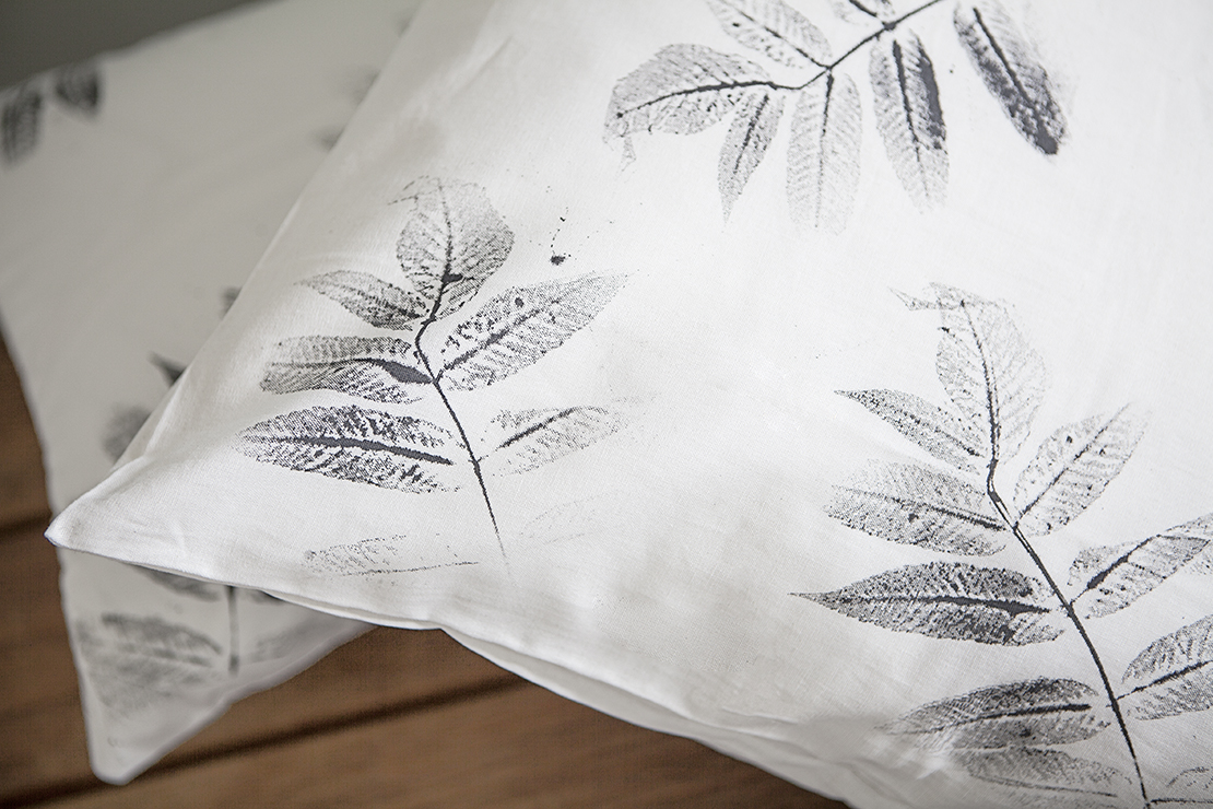 taies d'oreiller motifs feuilles DIY