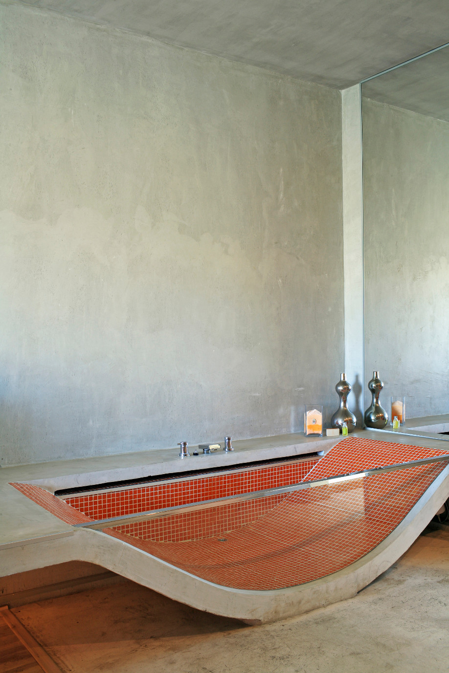Arredare con il Cemento Vasca da Bagno Arredare con il cemento, Cemento, Arredamento, Casa, Consigli, Design, Idee