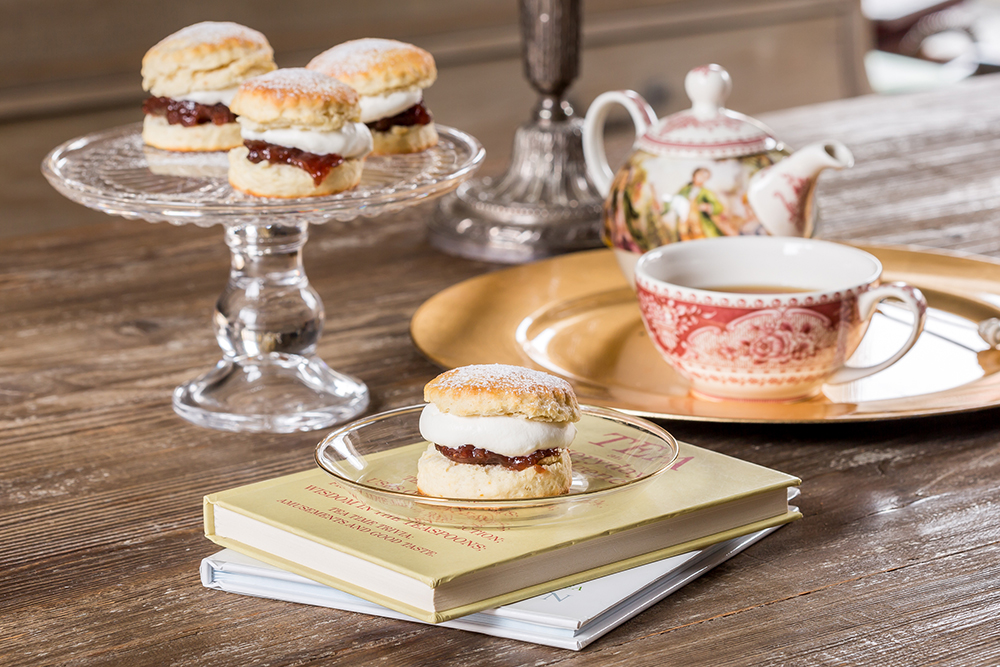 Le Ricette di Csaba dalla Zorza Dolci Ingredienti Madeleines francesi Scones Tè Le-ricette-di-csaba-dalla-zorza, Casa, Dolci, Ricette, Fai-da-te, Ingredienti, 9-regole, Come-preparare-le-madeleines, Come-preparare-gli-scones, Csaba-dalla-zorza