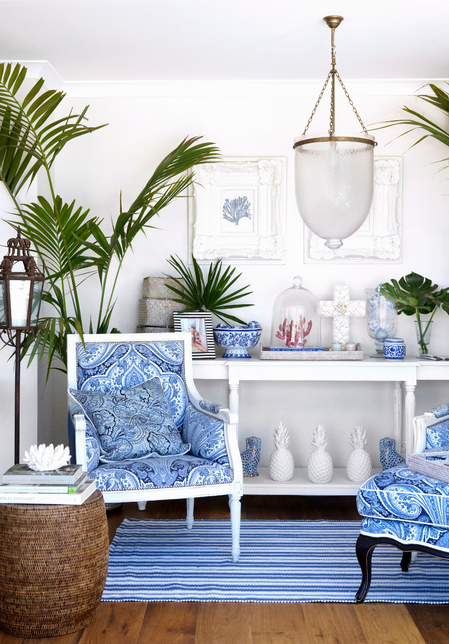 Arredare Casa in Stile Naturale Soggiorno blu con Fiori Stile-naturale, Arredare-in-stile-naturale, Arredamento, Casa, Colori, Fiori, Stile