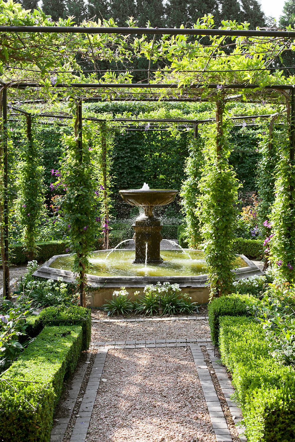 Giardino all'Italiana Progetto Outdoor Fiori Fontana con Pergolato Giardino-all-italiana, Giardino-all-inglese, Fiori, Giardino, Primavera, Progetto, Outdoor