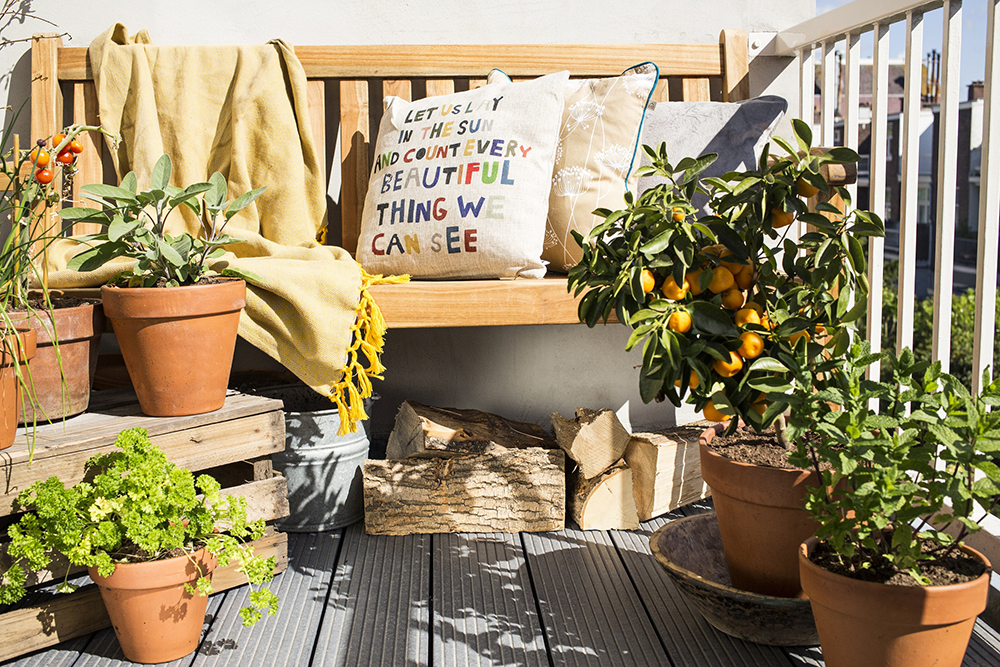 Arredamento terrazzo piccolo: avere un terrazzo significa poter ... Balcone disegno Decorar