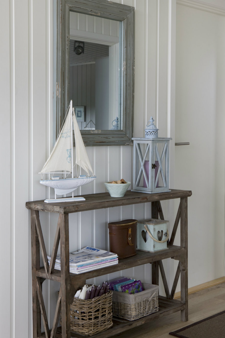 Consolle in Legno con Accessori in Stile Coastal Stile-coastal, Casa-coastal, Casa-al-mare, Arredamento, Casa, Mare, Stile, Decorazioni