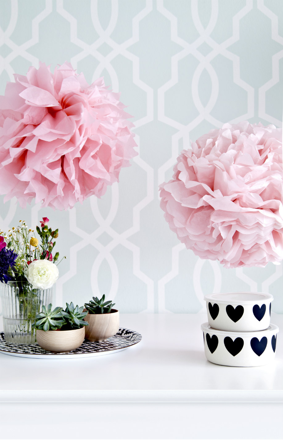 Pompon Fai da Te in Carta Velina Rosa Pompon-fai-da-te, Pompon, Casa, Decorazioni, Fai-da-te, Idee