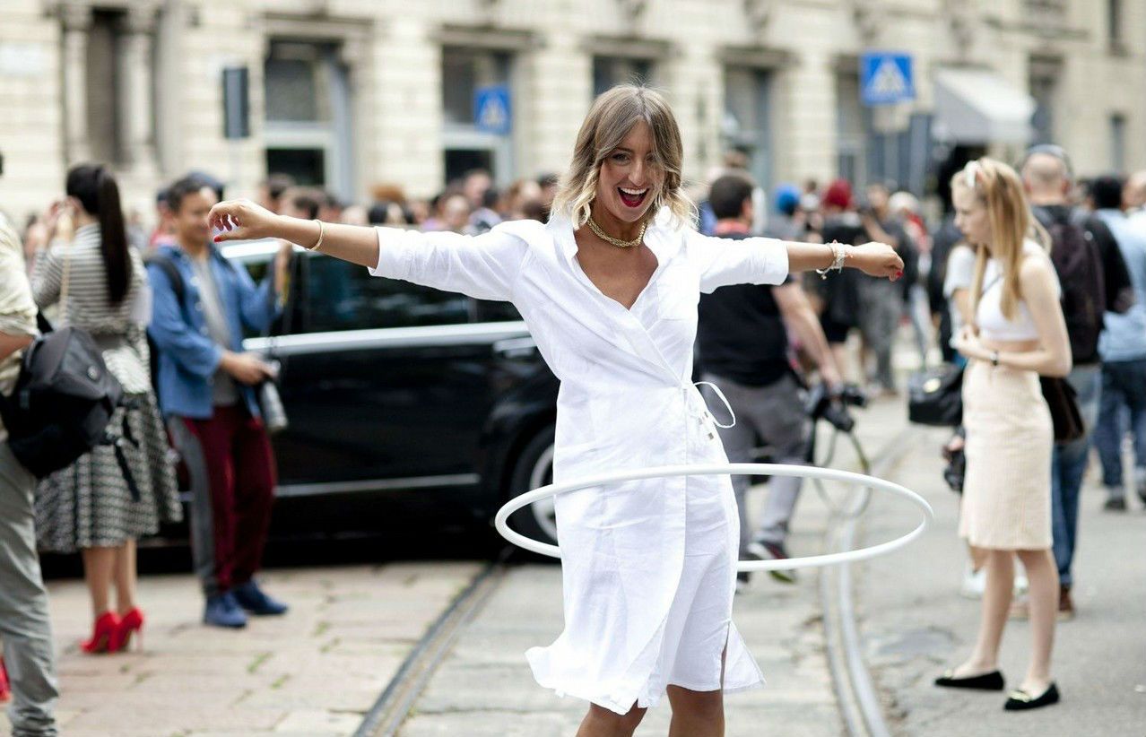 Dalani, Elena Braghieri in Abito Bianco a Milano Dalani, Elena Braghieri, Milano, Estate, Passione, Ispirazioni, Natura