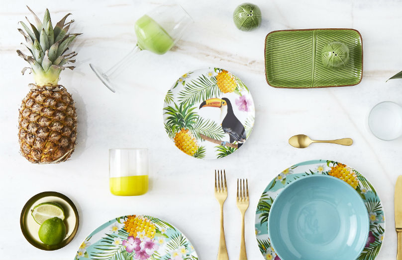 Una tavola in stile tropical