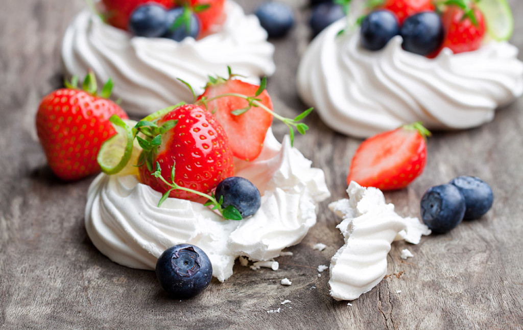 6_nagerecht_pavlova_zomerserecepten-1024x646