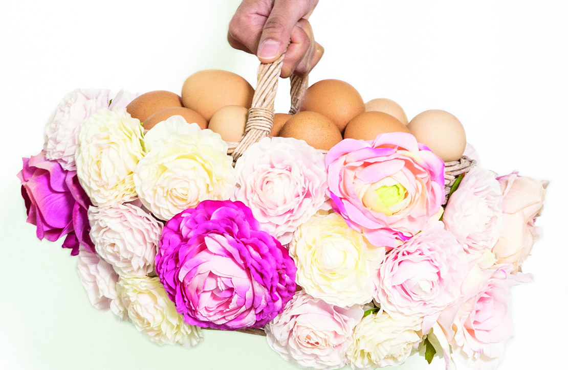 paasmand-met-bloemen