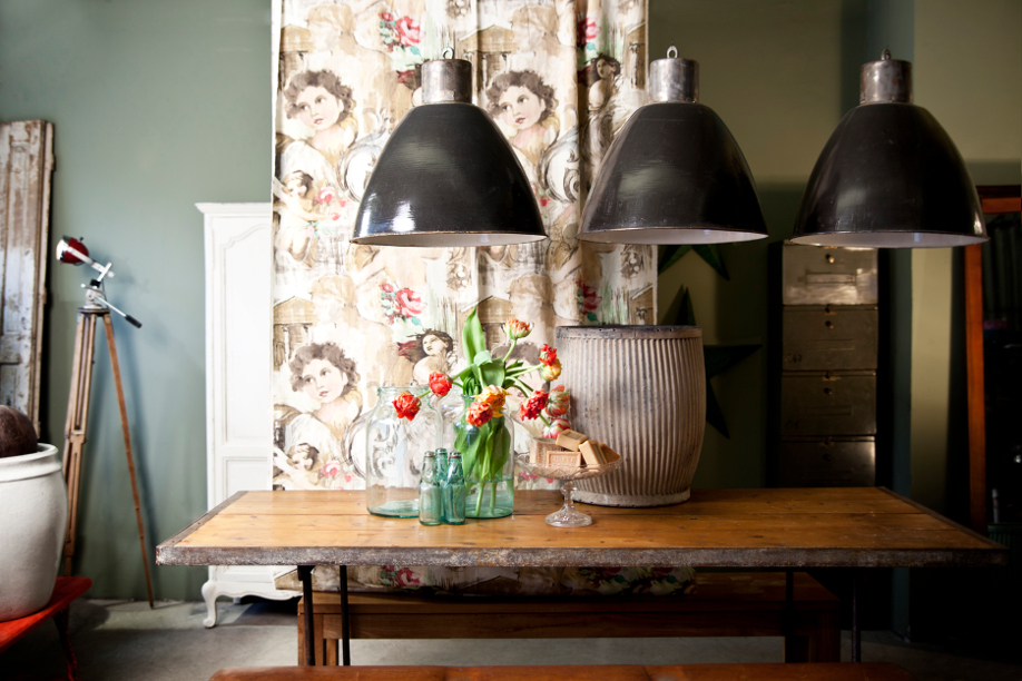 westwing-lampa-industrialna