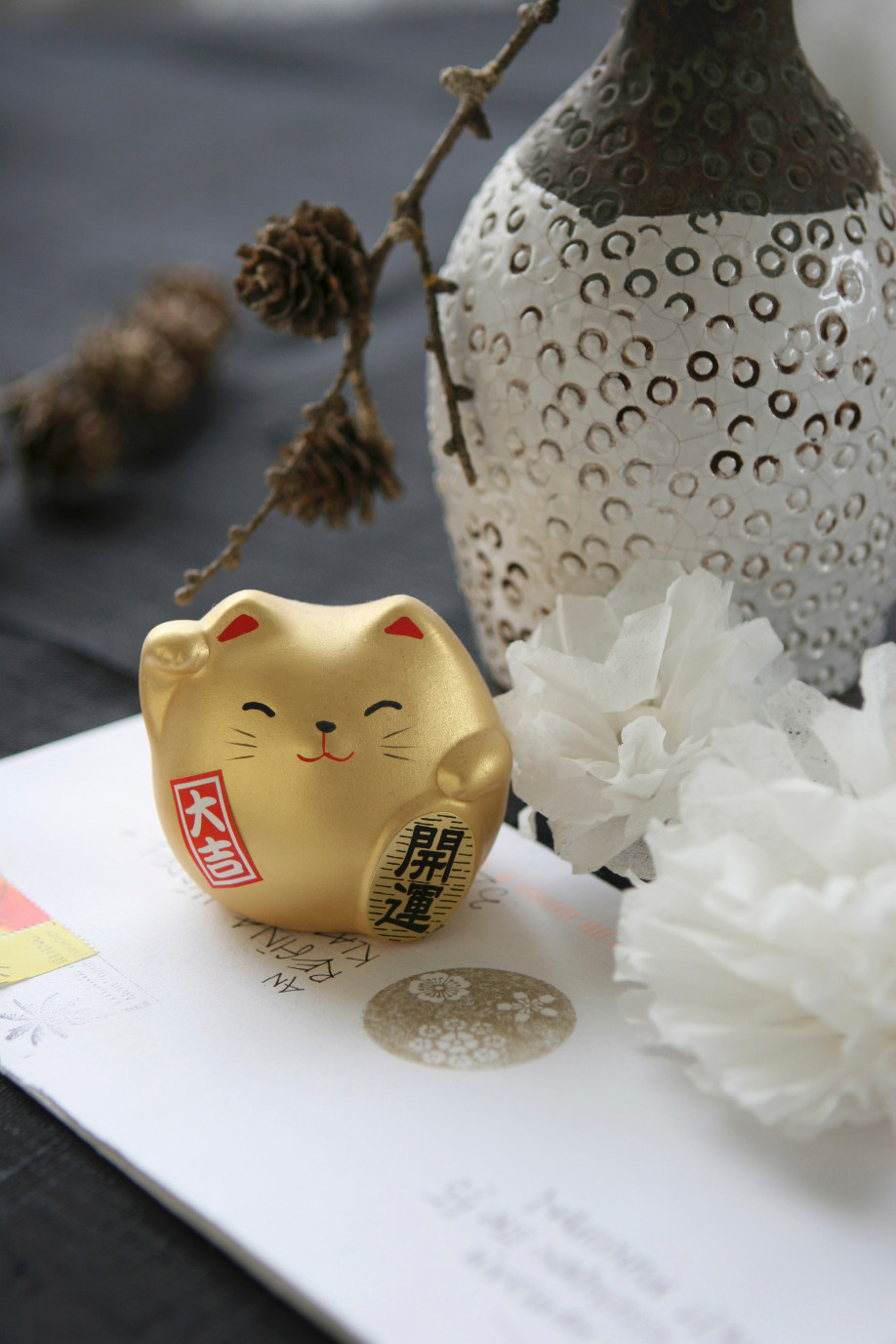 westwing-szczescie-maneki-neko-japonskie-symbole