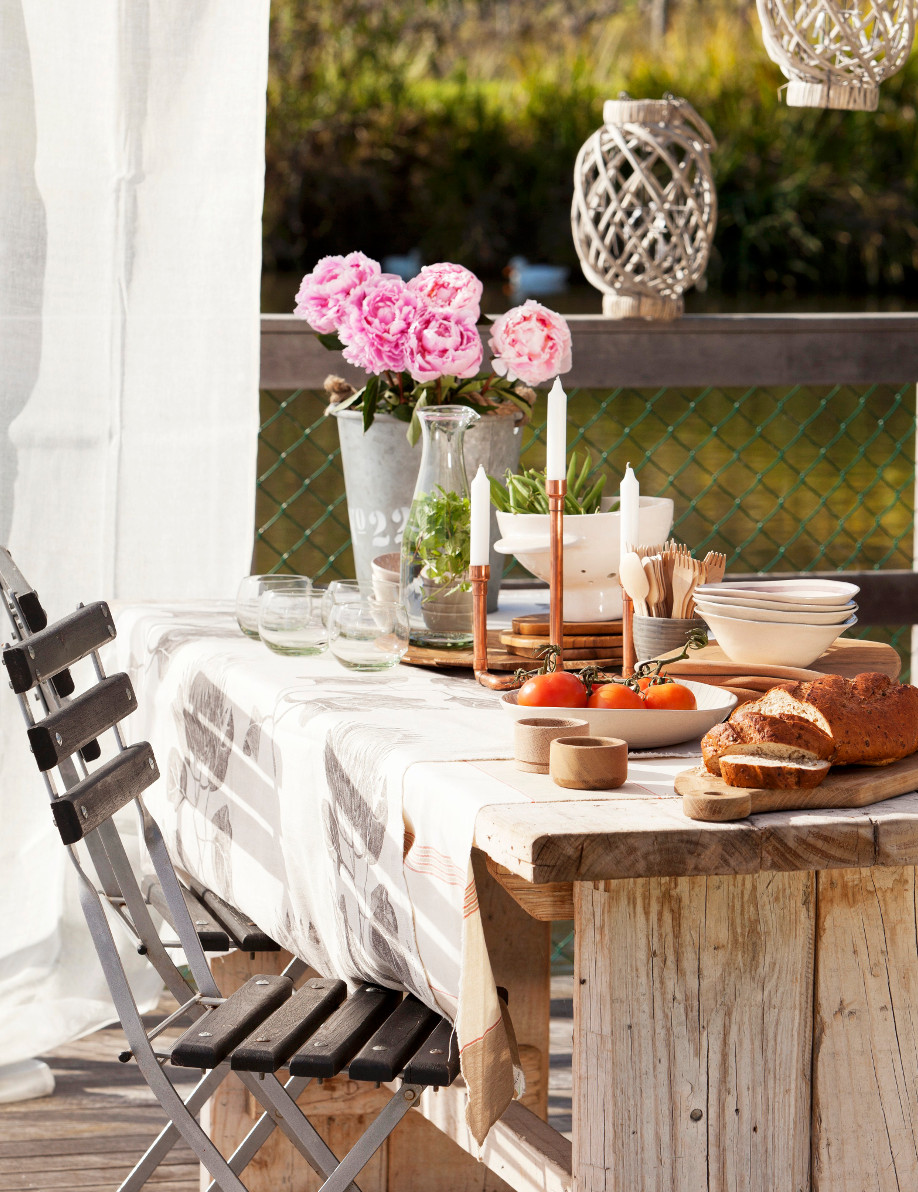 westwing-easy-summer-deco-wood