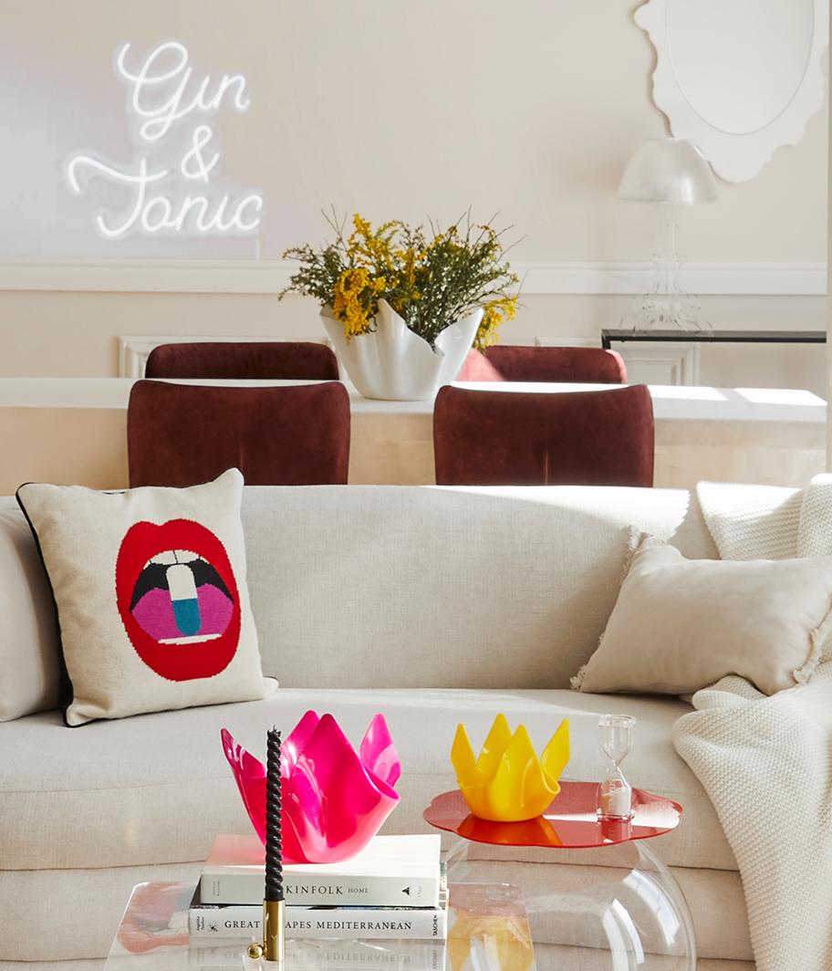 NEUTRAL + NEON = ❤